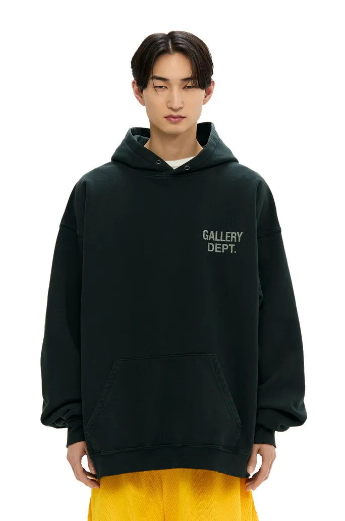 GALLERY DEPT. 90'S GD LOGO HOODIE 90's retro destruction English hoodie blue and black S-XL ⚠️Note: The color of this style should be green and black, not black! Requires custom weaving and dyeing. 500g high weight sweatshirt fabric. Fleece treatment on the inside. Overall wide and comfortable. Loose fit. Trendy and fashionable. Consistent with the original. Discharge printing process. Consistent with the original hang tag. Hanging grain with G LOGO.